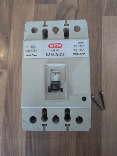 Mrm bill 63a triple pole - 63a, mccb