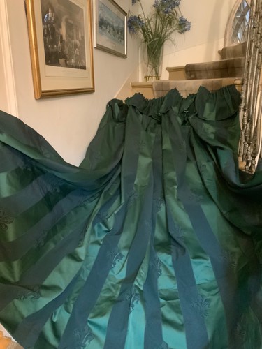 Stunning opulent huge - stunning,