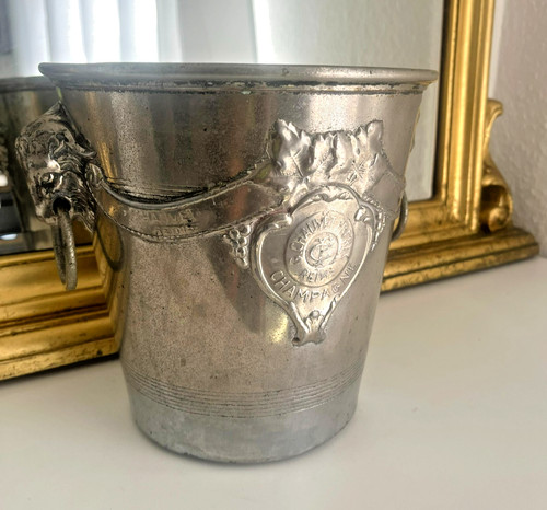 Rare vintage champagne - vintage, bucket