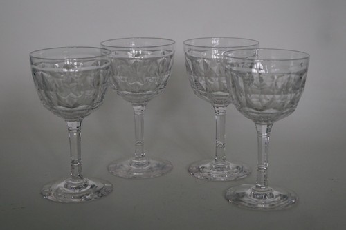 Set antique panel cut - of,