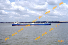 SHIP SLIDE - TWAITE - Tanker - Underway Thames  - 2002