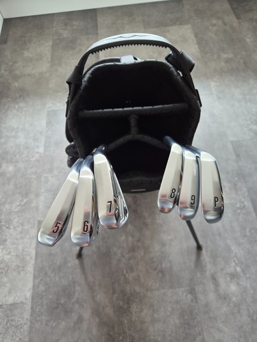 Srixon zxi5 irons - to, pw