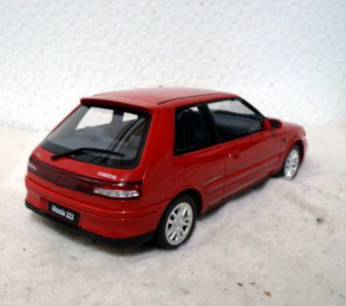 Otto mobile mazda 323 - otto, 1:18