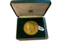 1969 INVESTITURE OF PRINCE CHARLES PRINCE OF WALES 31mm GILT MEDAL 