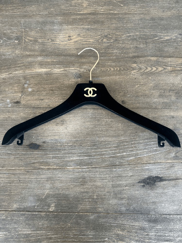 Chanel designer velvet - , hanger