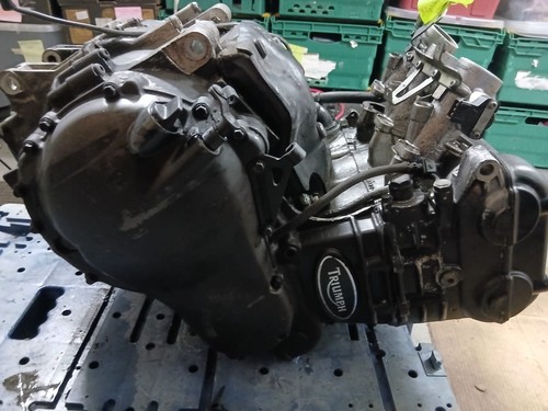 Triumph sprint rs955i - triumph,