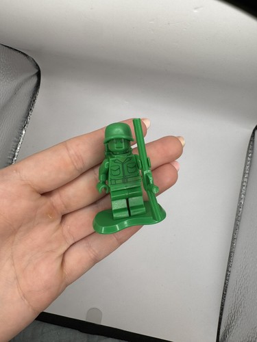 Toy story green soldier - toy,