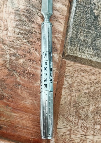 Large working perpetual - large,