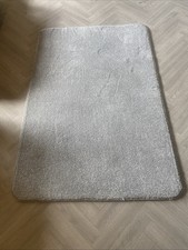 Grey Glitter Rug 1.35m X 90cm