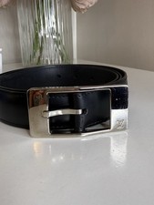 Authentic Louis Vuitton Leather LV Mark Buckle For 100 cm Casual