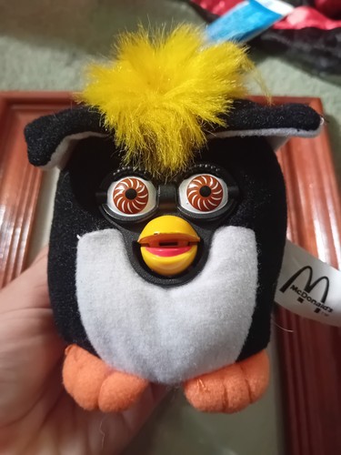 2000 black furby macdonalds - 2000,