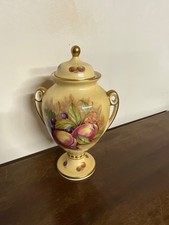 AYNSLEY orchard gold pedestal