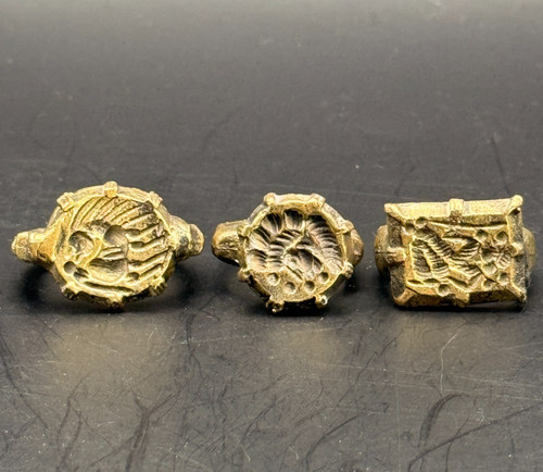 Genuine lot knight - genuine,