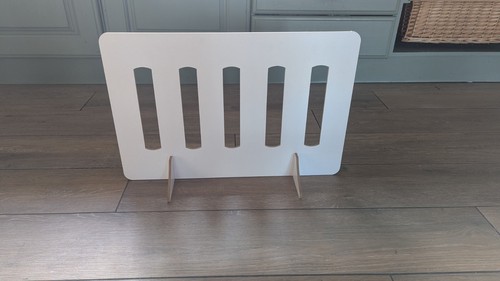 White dog stopper for stairs - white,