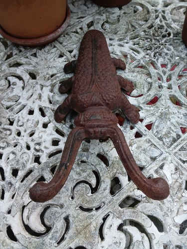 Antique cast iron - cast, jack
