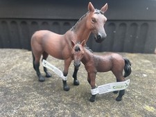 CollectA Model Horse Thoroughbred Mare & Foal NEW Chestnut Brown Farm Like Beyer