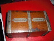 VINTAGE WOODEN MONEY BOX 2 SLOTS METAL BANDING SLIDING BAR TO EMPTY