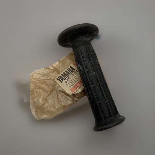 Yamaha grip right - grip,