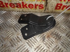 BFD017894 2015 MITSUBISHI SHOGUN 3.2 SWB WARRIOR RADIATOR BRACKETS