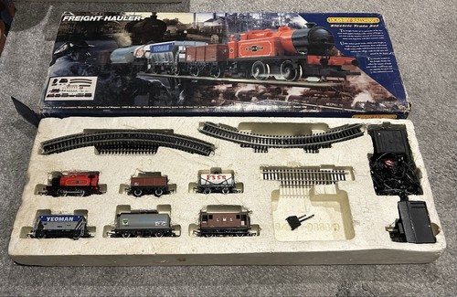 Hornby freight hauler - hornby, train