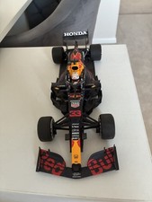 F1 Max Verstappen 1:18 2021 World Champion Red Bull Minichamps Car - No Pitboard