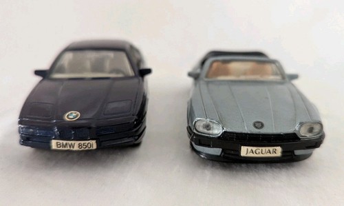 Small metallic toy - metallic,