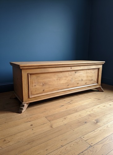 Antique pine blanket - antique,