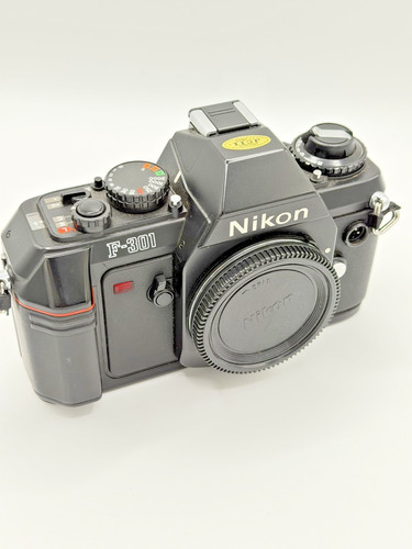 Used nikon f301 35mm slr - used,