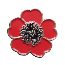 Remembrance Poppie, Pin Badge