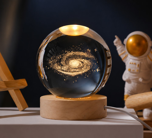 Unique crystal ball - 3d,