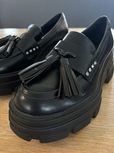 Stradivarius black chunky - stradivarius,