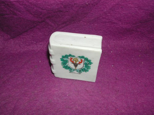 Devonia crested china - crested,