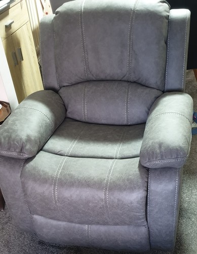 Two leather effect armchairs - effect,