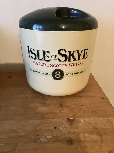 Isle skye whisky - of,
