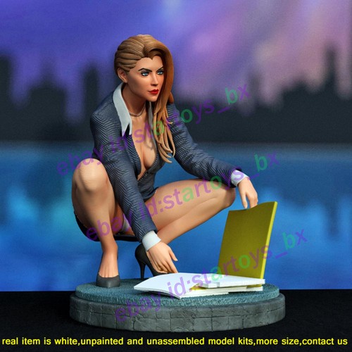 Secretary female 8 - 1/8, 1/6