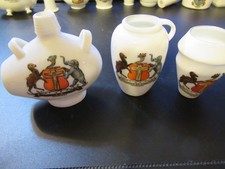 3 WH Goss crested china Arms