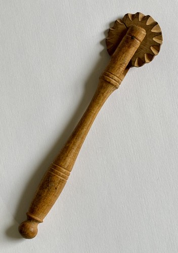 Antique wooden pastry wheel - pastry, /