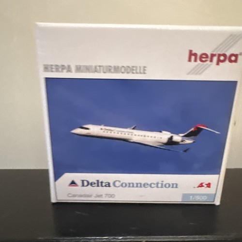 Herpa 500 delta connection - herpa, 1:500