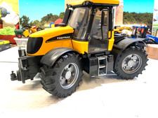 BRUDER.1:16. JCB FASTRAC 3220