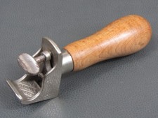 Stanley hand beader - hand,