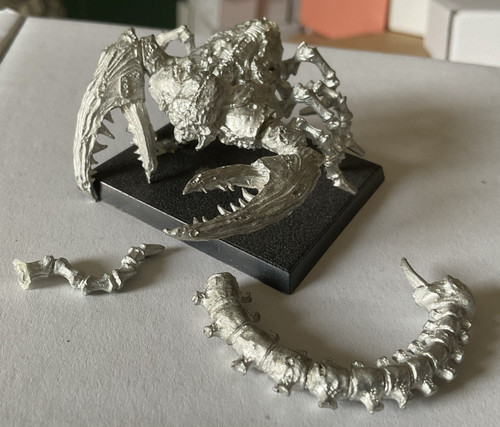 Warhammer tomb kings - tomb,