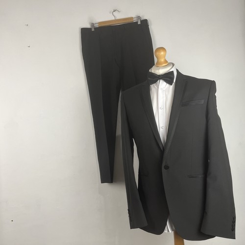 Marks spencer tuxedo - marks,