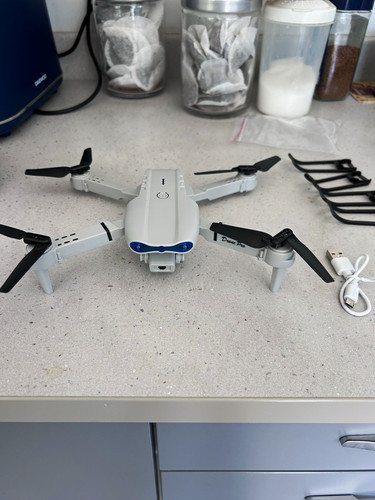 E99 foldable quadcopter - e99,