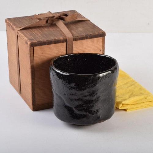 Japanese kuro raku chawan tea - kuro,