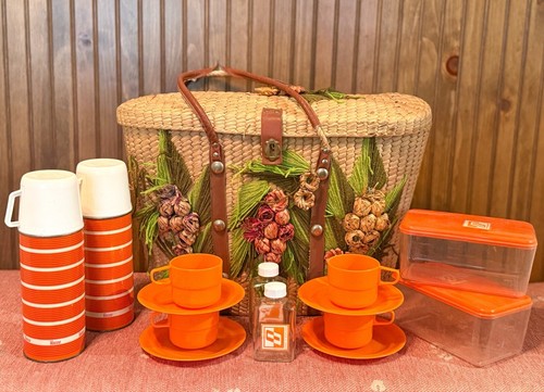 Vtg loaded picnic basket - loaded,