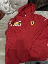 PUMA Scuderia Ferrari Rain Jacket Size XL Red Men's Full Zip Hooded