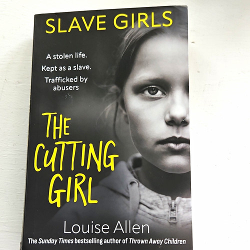 Louise allen slave girls the - allen,