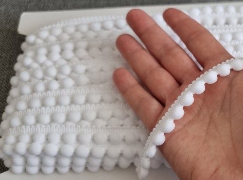 White pom trim - ,