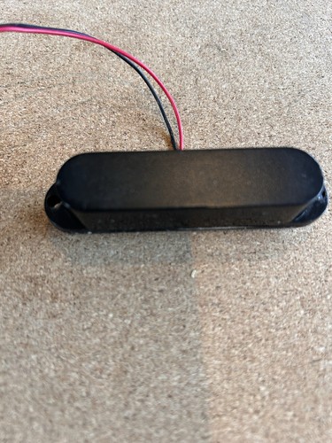 Single coil guitar - single, pickup