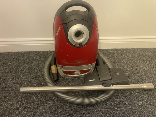 Miele red compact cylinder - red,